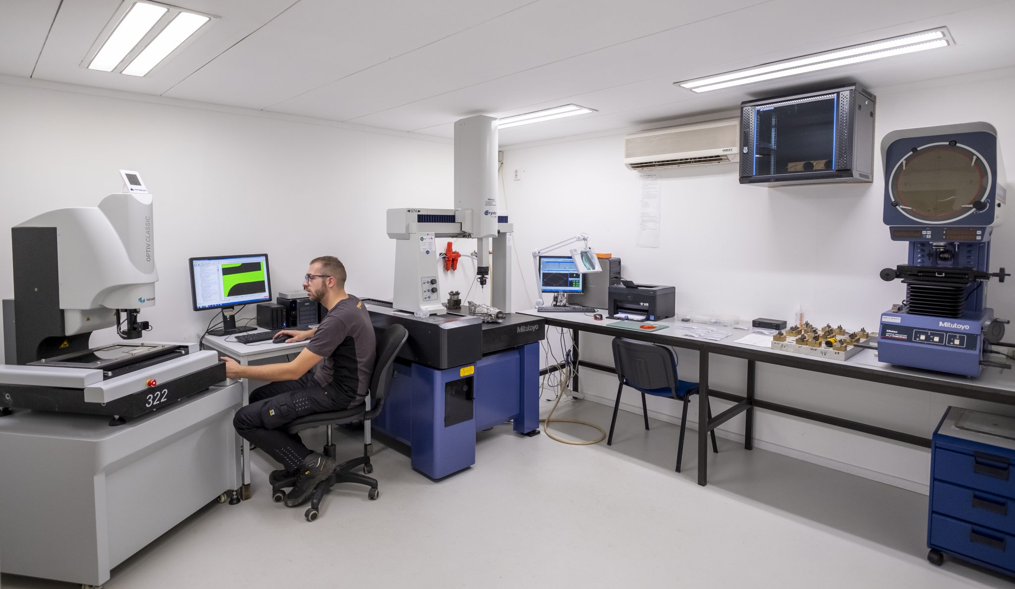 Meetkamer, controle vonkproducten, draadvonken, zinkvonken, Nefratech EDM-Center